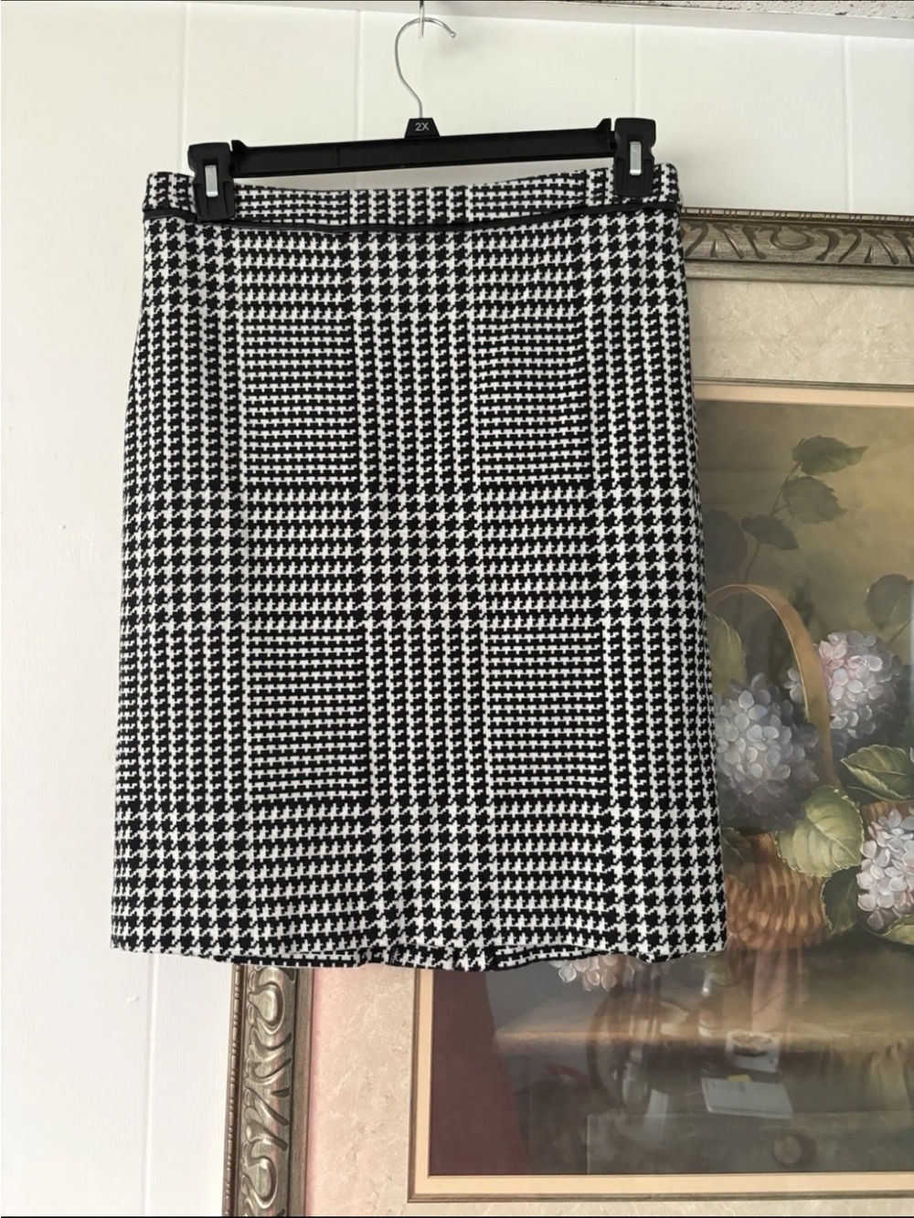 Talbots Black & White Houndstooth Pencil Skirt